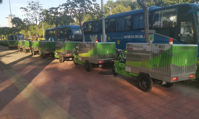 百易多功能小型高壓清洗車抵達(dá)深圳某環(huán)衛(wèi)公司-順利交接，讓世界更清潔！