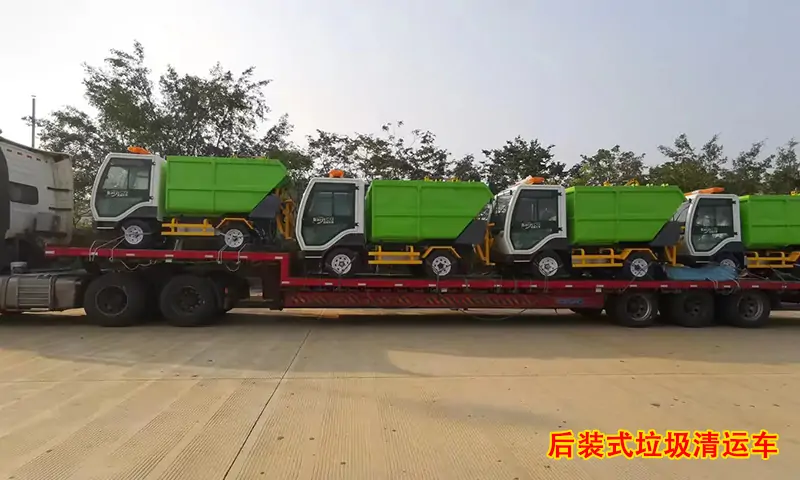 物業(yè)、園林、商業(yè)街垃圾回收轉(zhuǎn)運(yùn)專用車—后裝式垃圾車發(fā)往越南，共建美好生活環(huán)境！