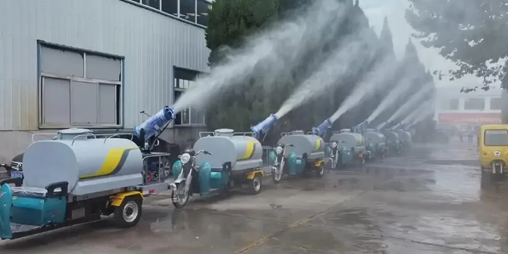 三輪車(chē)灑水車(chē)_小型電動(dòng)灑水車(chē)_灑水車(chē)三輪車(chē)_三輪灑水車(chē)_灑水三輪車(chē)