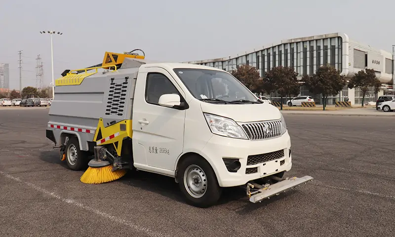 標題：新能源純電動洗掃車：清潔與環保的完美結合