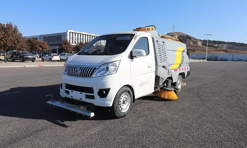 綠色環保，城市清潔新力量：全新純電動洗掃車